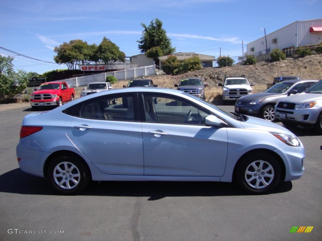 2013 Accent GLS 4 Door - Clearwater Blue / Beige photo #8