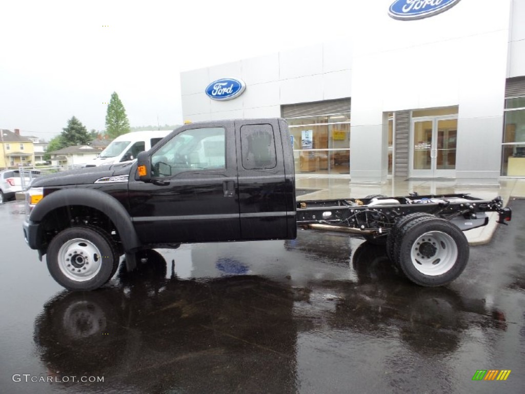 Shadow Black 2016 Ford F550 Super Duty XLT Super Cab Chassis 4x4 Exterior Photo #104914979