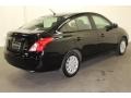 Super Black - Versa 1.6 S Sedan Photo No. 4