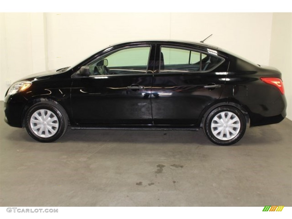 2013 Versa 1.6 S Sedan - Super Black / Charcoal photo #6