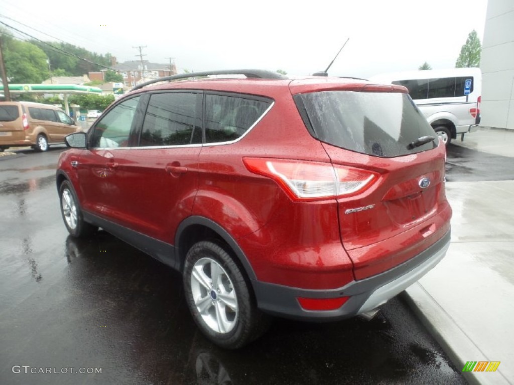 2015 Escape SE 4WD - Ruby Red Metallic / Charcoal Black photo #3