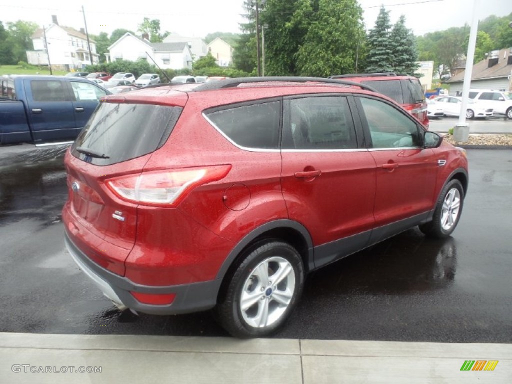 2015 Escape SE 4WD - Ruby Red Metallic / Charcoal Black photo #6