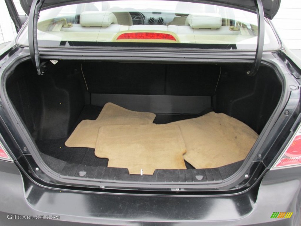 2008 Aveo LS Sedan - Black / Neutral Beige photo #19