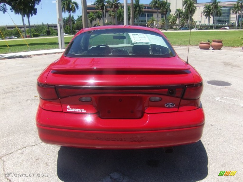 2002 Escort ZX2 Coupe - Bright Red / Medium Prairie Tan photo #4