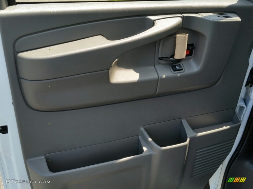 2015 Savana Van 2500 Cargo - Summit White / Medium Pewter photo #8