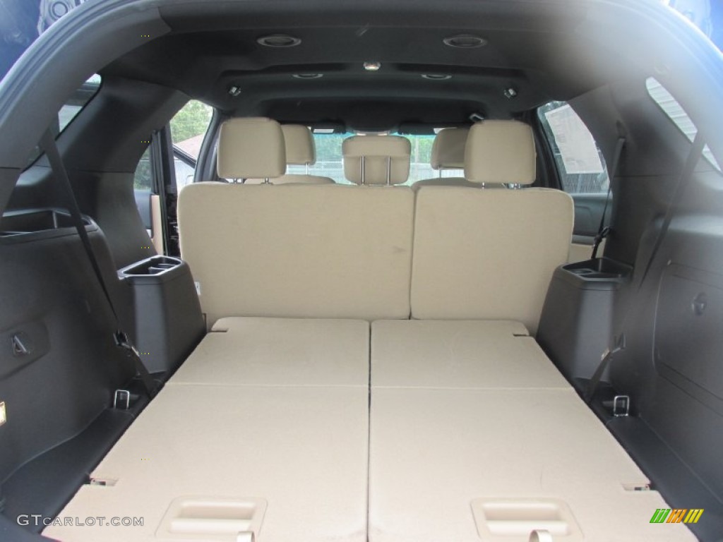 2016 Explorer FWD - Shadow Black / Medium Light Camel photo #16