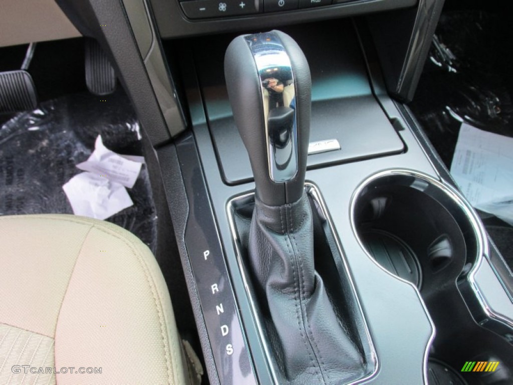 2016 Explorer FWD - Shadow Black / Medium Light Camel photo #27