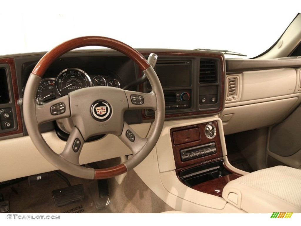 2006 Cadillac Escalade AWD Shale Dashboard Photo #104930021