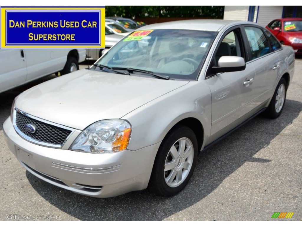 Silver Birch Metallic Ford Five Hundred