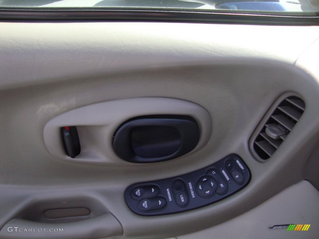 2004 Corvette Convertible - LeMans Blue Metallic / Shale photo #10