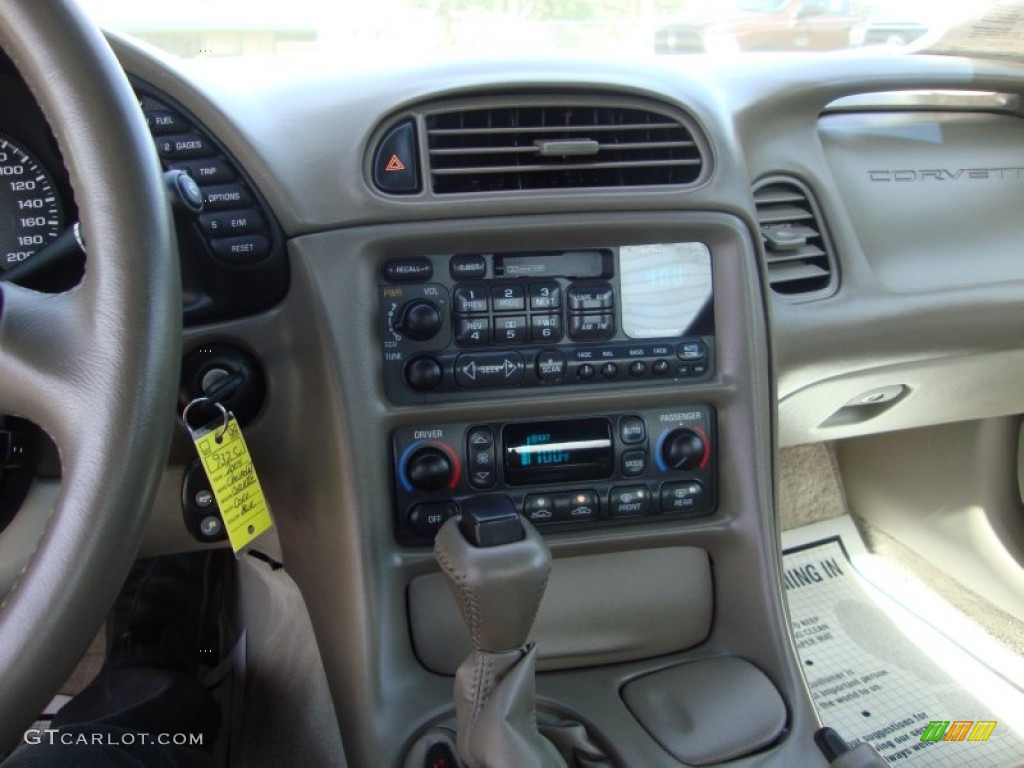 2004 Corvette Convertible - LeMans Blue Metallic / Shale photo #14