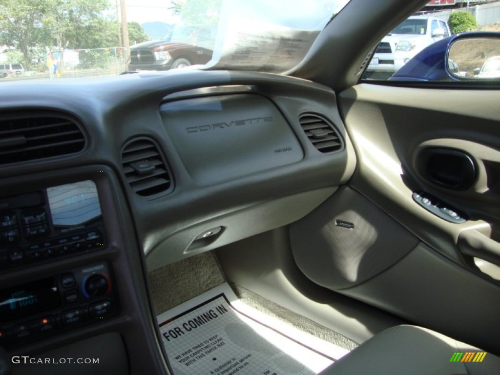 2004 Corvette Convertible - LeMans Blue Metallic / Shale photo #15