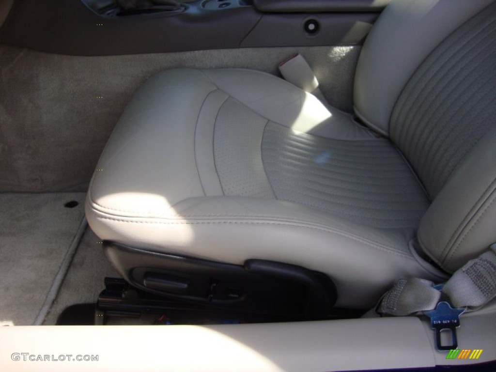 2004 Corvette Convertible - LeMans Blue Metallic / Shale photo #20