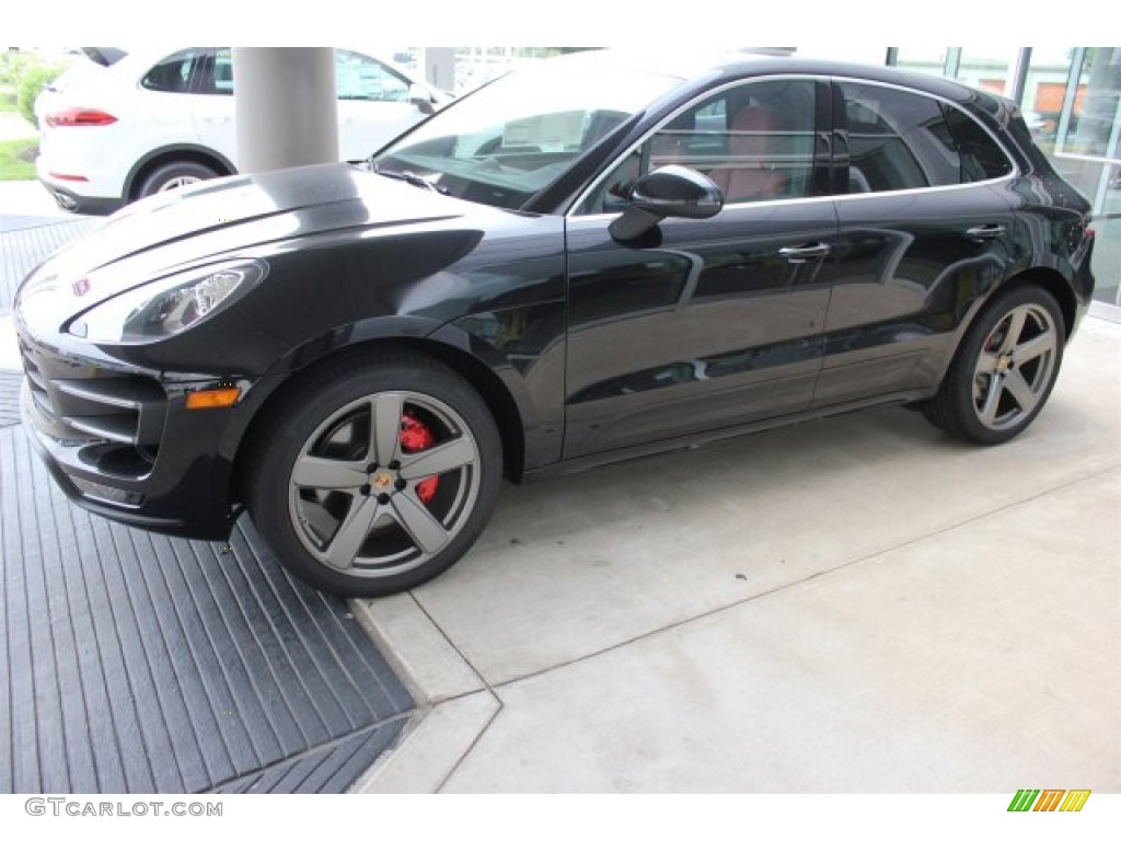 Jet Black Metallic 2015 Porsche Macan Turbo Exterior Photo #104952633