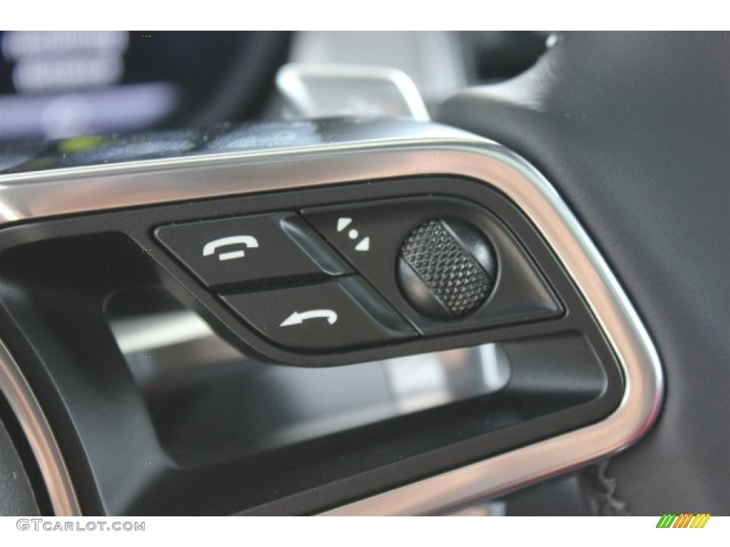 2015 Porsche Macan Turbo Controls Photo #104952930