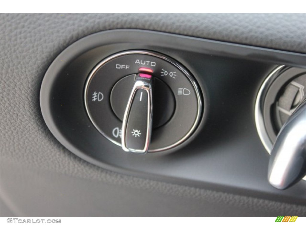 2015 Porsche Macan Turbo Controls Photo #104952951