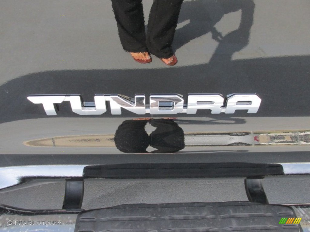 2015 Tundra Limited CrewMax - Attitude Black Metallic / Sand Beige photo #15