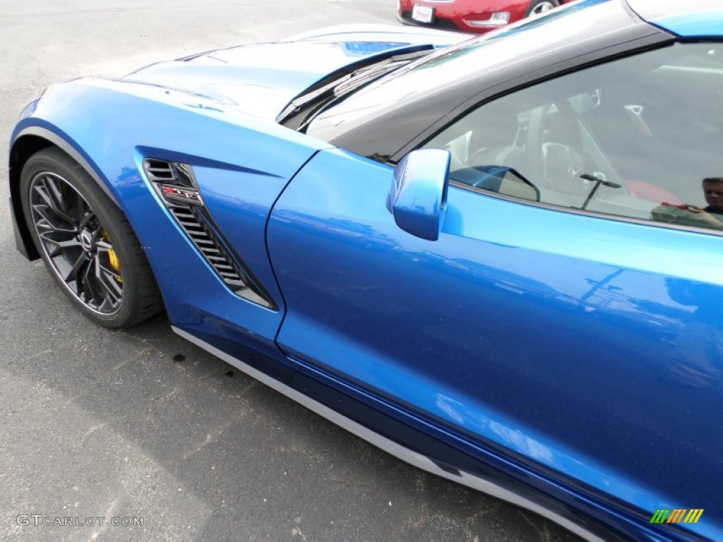 2015 Corvette Z06 Coupe - Laguna Blue Tintcoat / Adrenaline Red photo #18