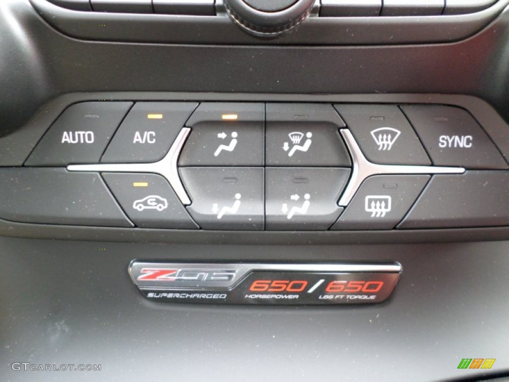 2015 Chevrolet Corvette Z06 Coupe Controls Photo #104970406