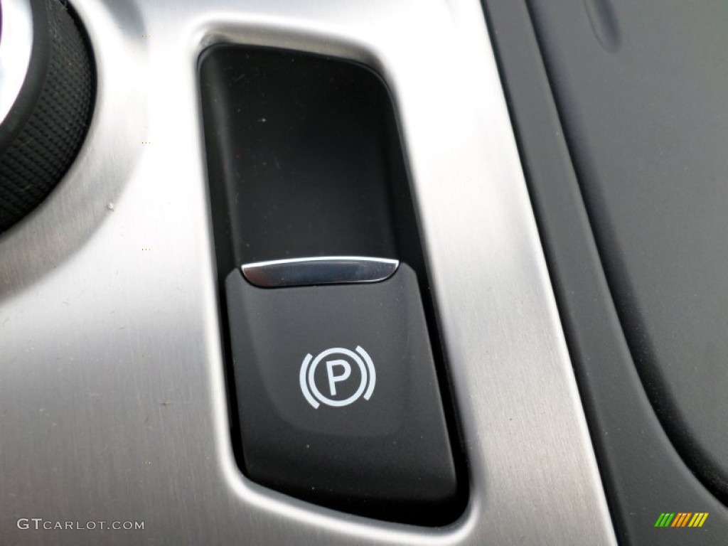 2015 Chevrolet Corvette Z06 Coupe Controls Photo #104970439