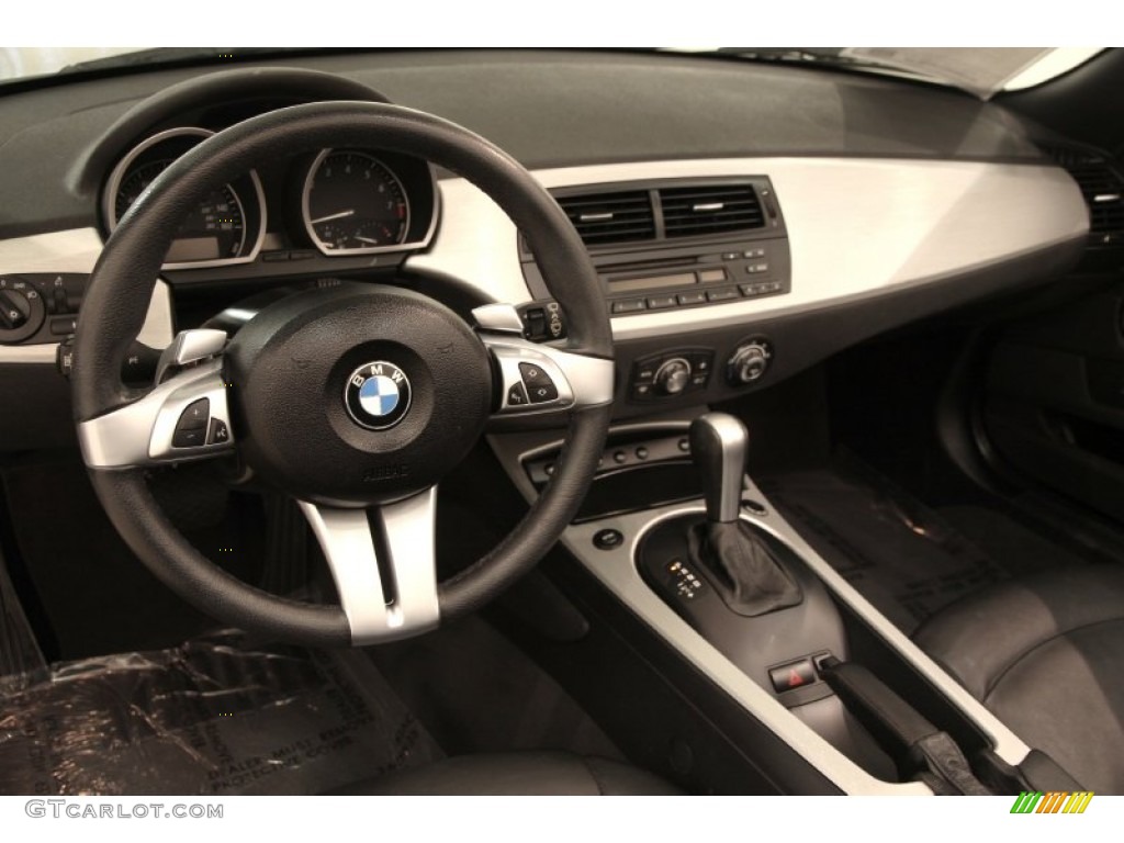 2008 BMW Z4 3.0i Roadster Black Dashboard Photo #104970637