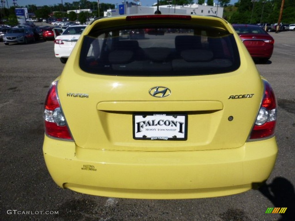 2009 Accent GS 3 Door - Mellow Yellow / Black photo #3