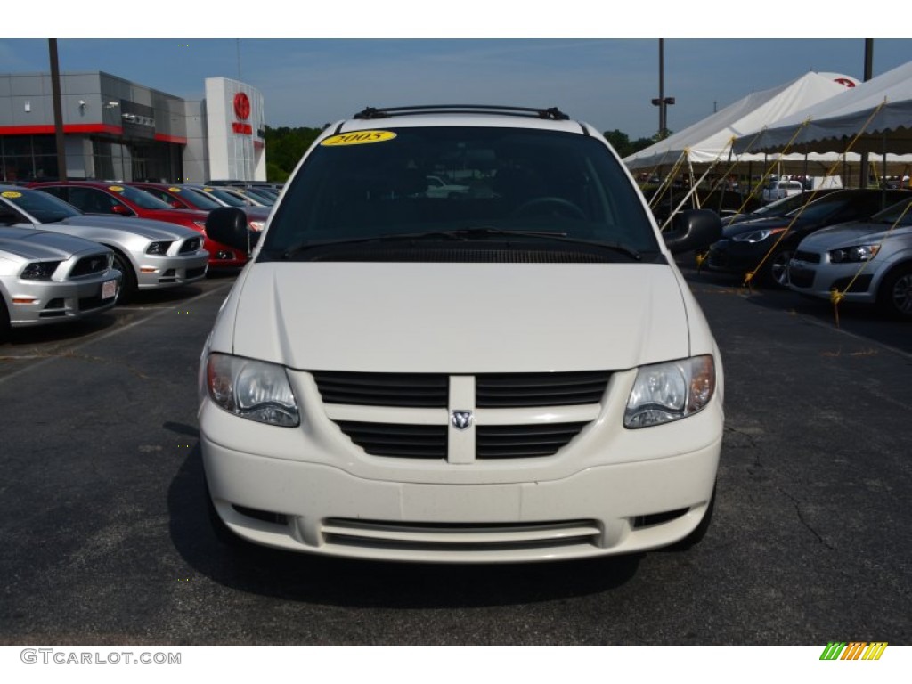 2005 Caravan SXT - Stone White / Medium Slate Gray photo #27