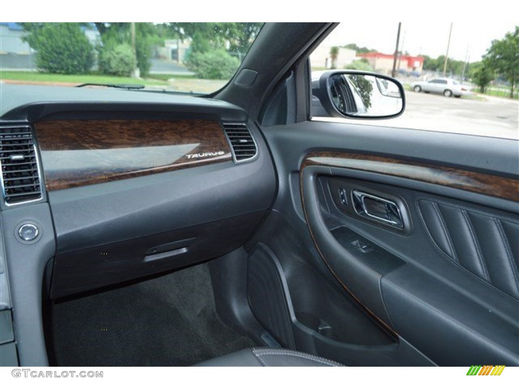 2015 Taurus Limited - Magnetic Metallic / Charcoal Black photo #15