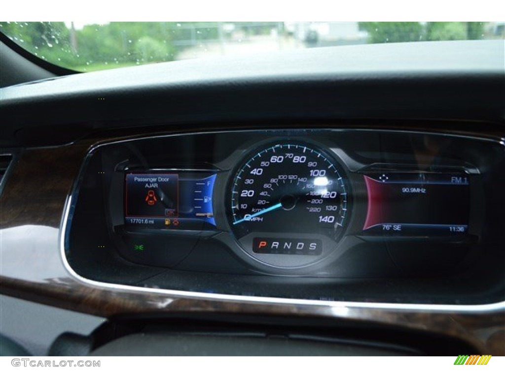 2015 Taurus Limited - Magnetic Metallic / Charcoal Black photo #21