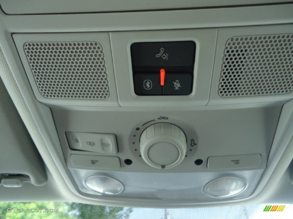 2009 Volkswagen Jetta SE Sedan Controls Photos