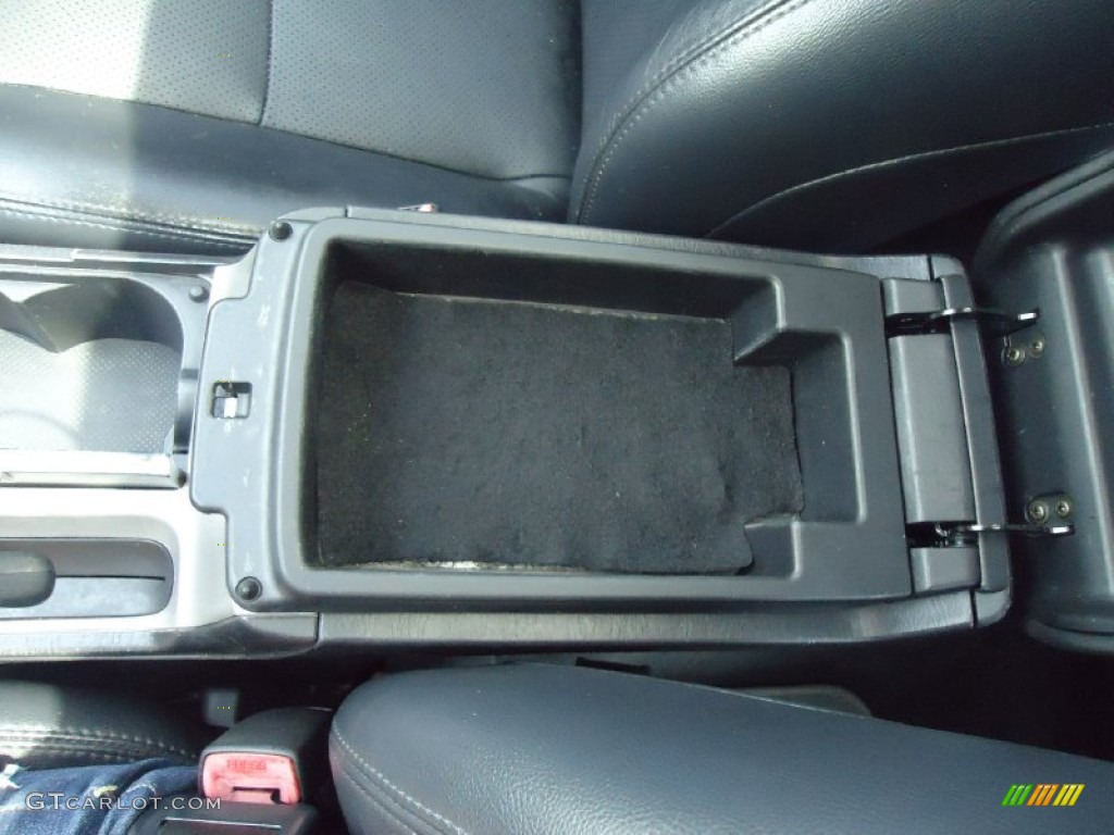 2006 Solara SE V6 Coupe - Black / Dark Stone photo #28