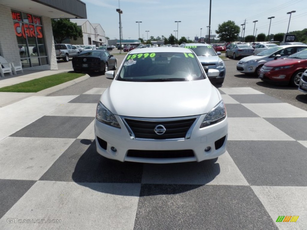 2014 Sentra SR - Aspen White / Charcoal photo #2