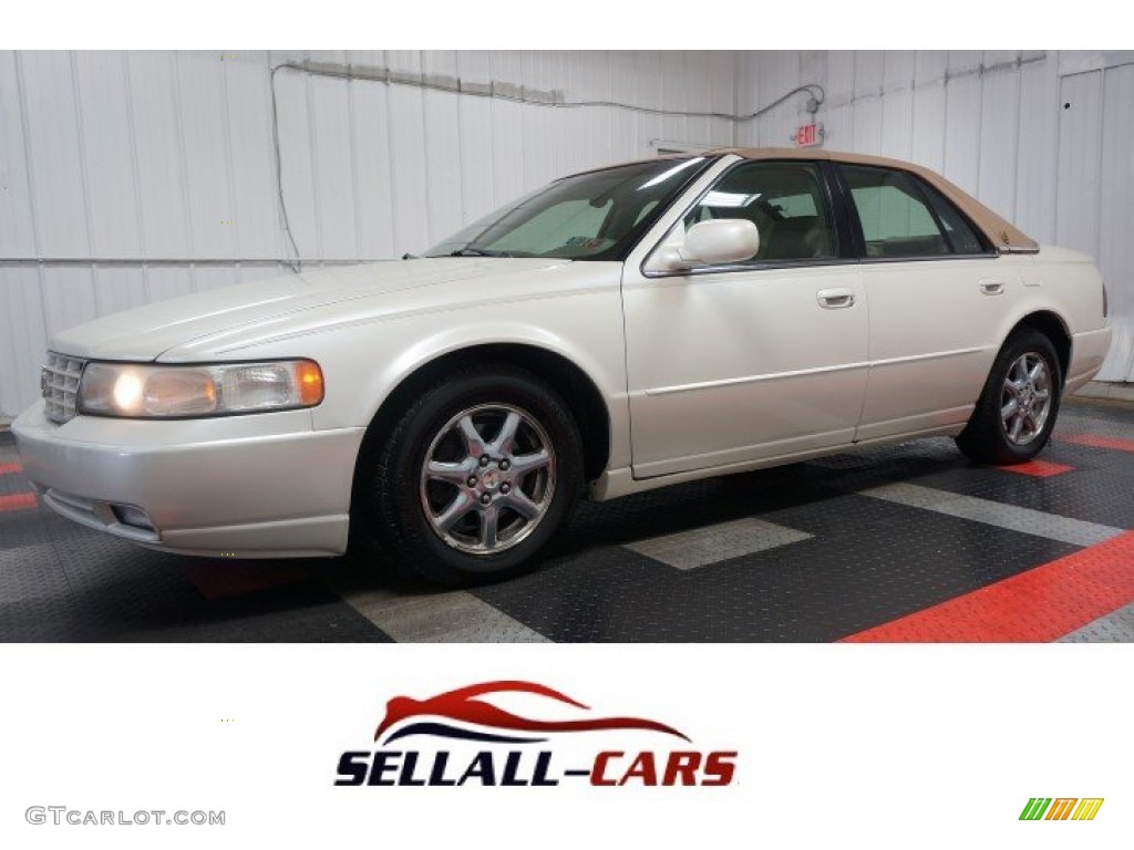 2002 Seville SLS - White Diamond / Neutral Shale photo #1