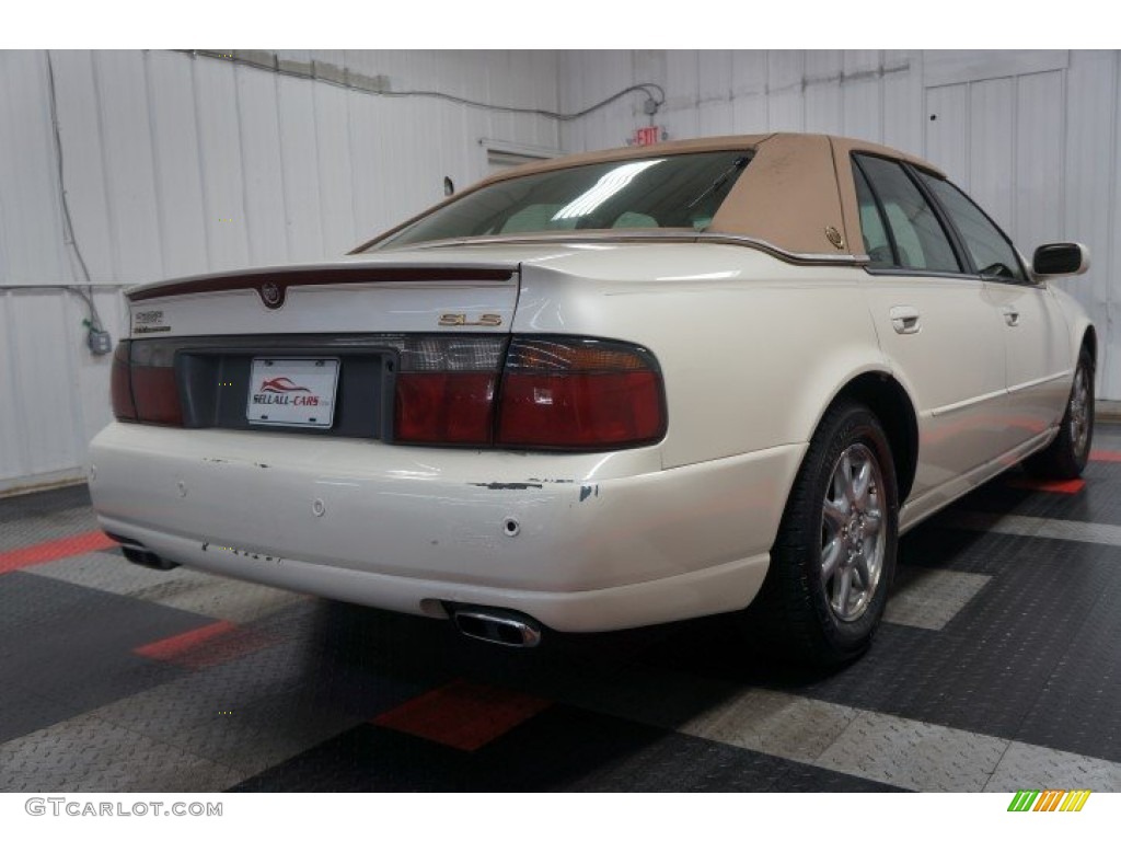 2002 Seville SLS - White Diamond / Neutral Shale photo #8
