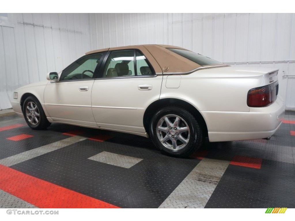 2002 Seville SLS - White Diamond / Neutral Shale photo #11