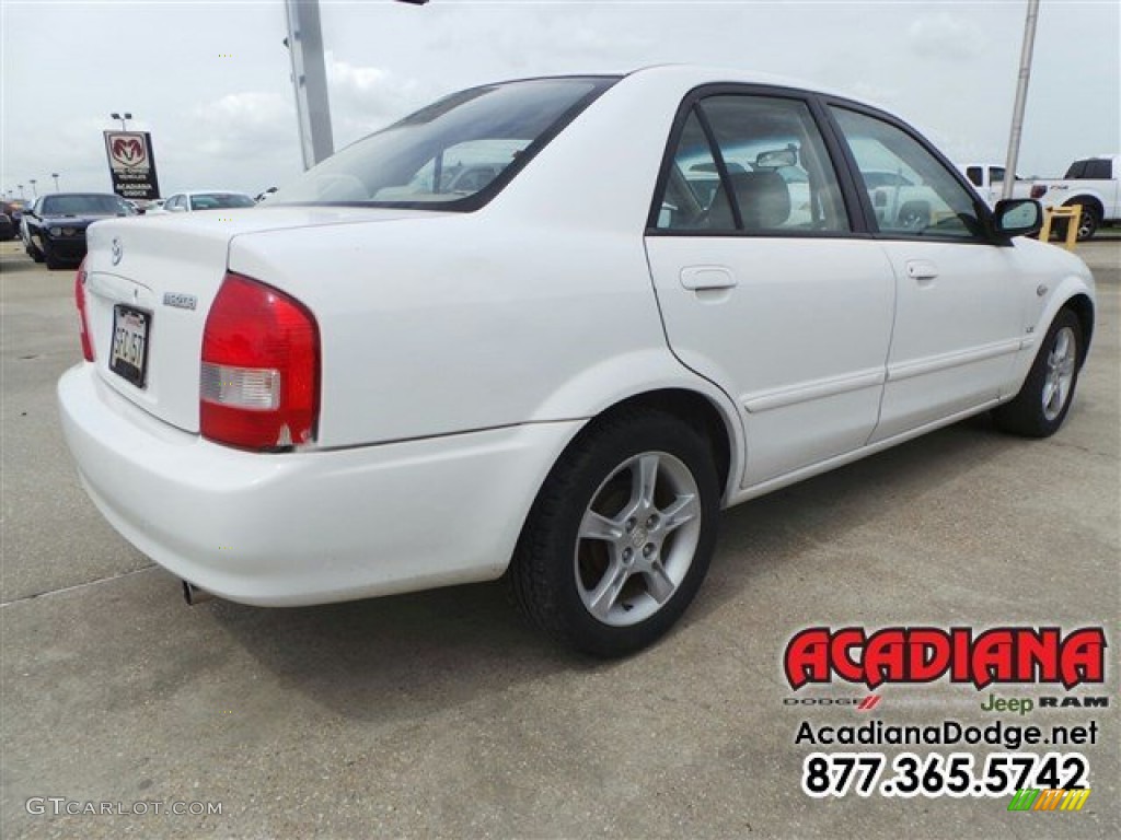2003 Protege DX - Pure White / Beige photo #6