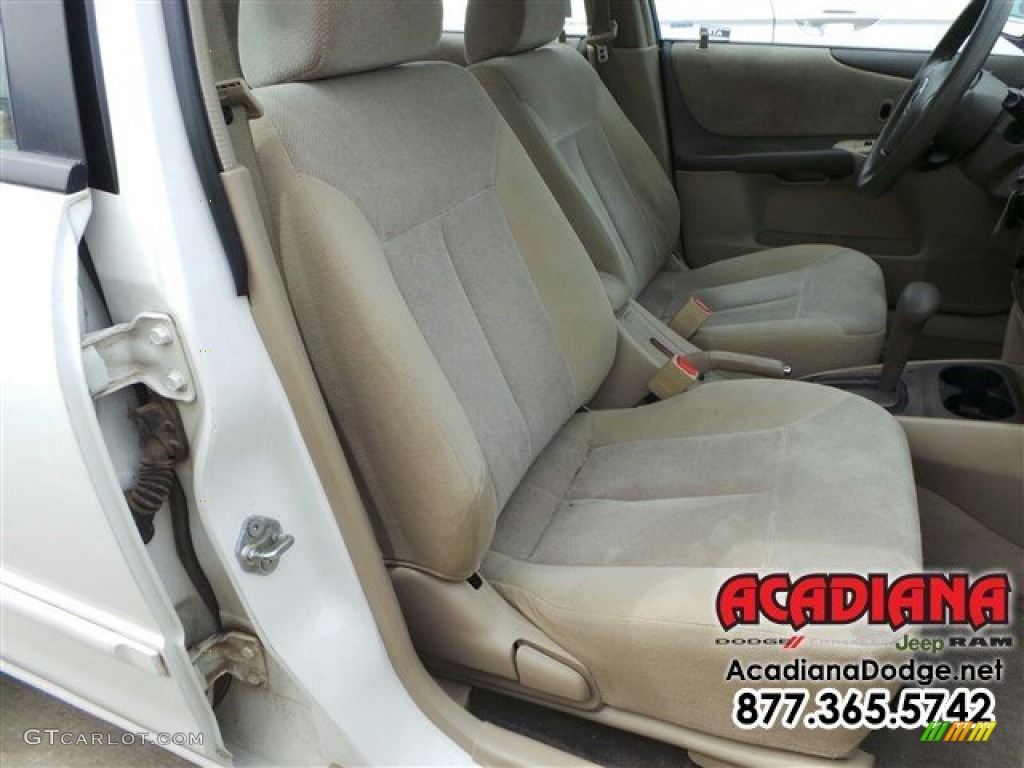 2003 Protege DX - Pure White / Beige photo #20