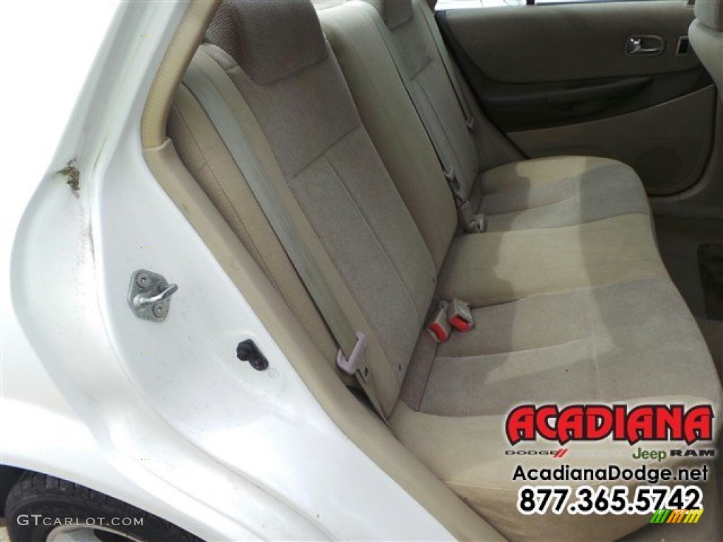 2003 Protege DX - Pure White / Beige photo #22