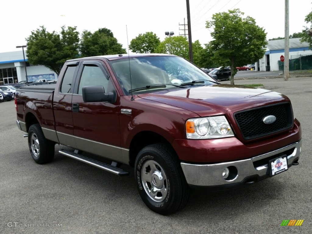 2006 F150 XLT SuperCab 4x4 - Dark Toreador Red Metallic / Tan photo #3