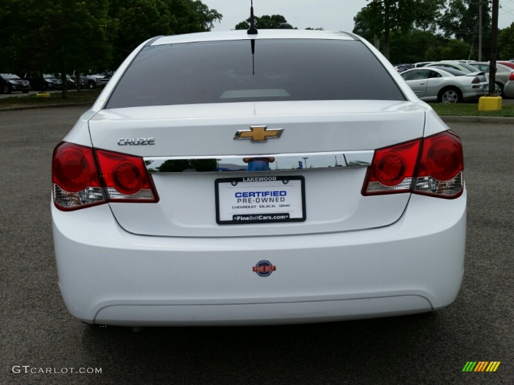2013 Cruze LS - Summit White / Jet Black/Medium Titanium photo #8