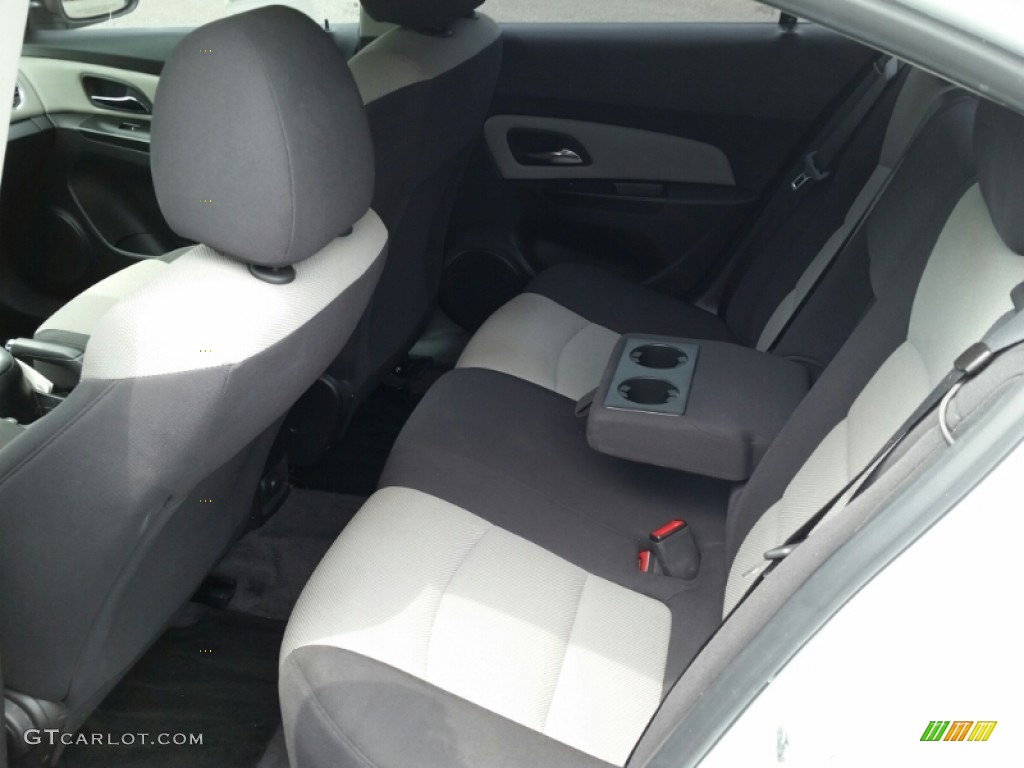 2013 Cruze LS - Summit White / Jet Black/Medium Titanium photo #11