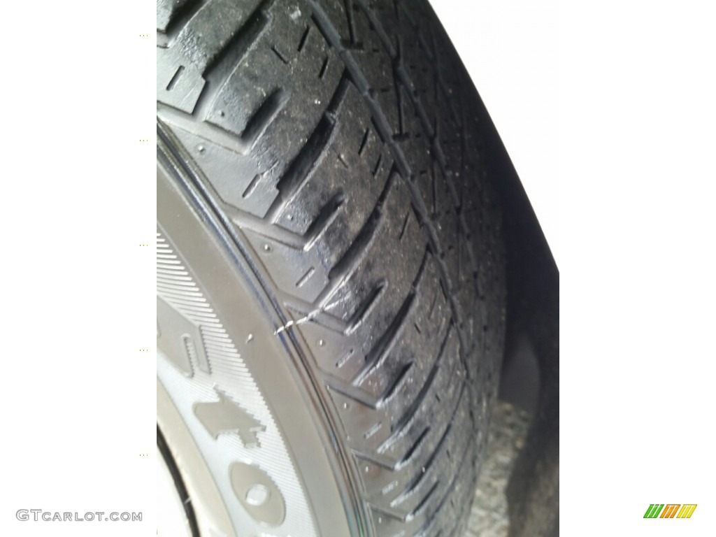 2013 Cruze LS - Summit White / Jet Black/Medium Titanium photo #19