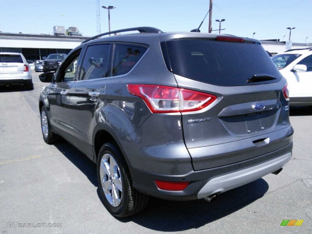 2014 Escape SE 2.0L EcoBoost 4WD - Sterling Gray / Charcoal Black photo #4