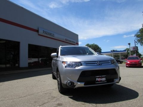 2015 Mitsubishi Outlander GT S-AWC Data, Info and Specs