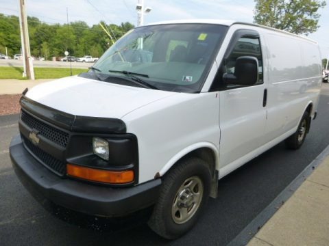 2005 Chevrolet Express 1500 Cargo Van Data, Info and Specs