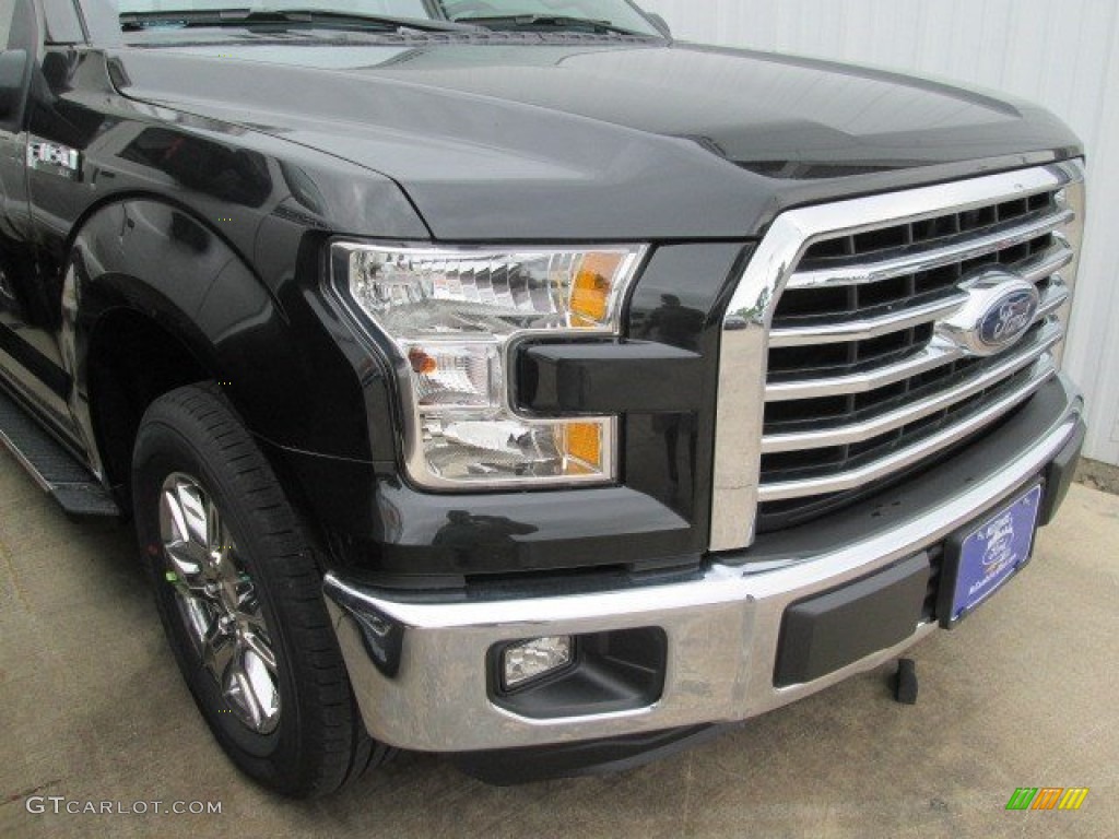 2015 F150 XLT SuperCrew - Tuxedo Black Metallic / Medium Earth Gray photo #2