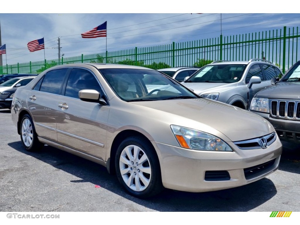 2007 Honda Accord EX-L V6 Sedan Exterior Photos