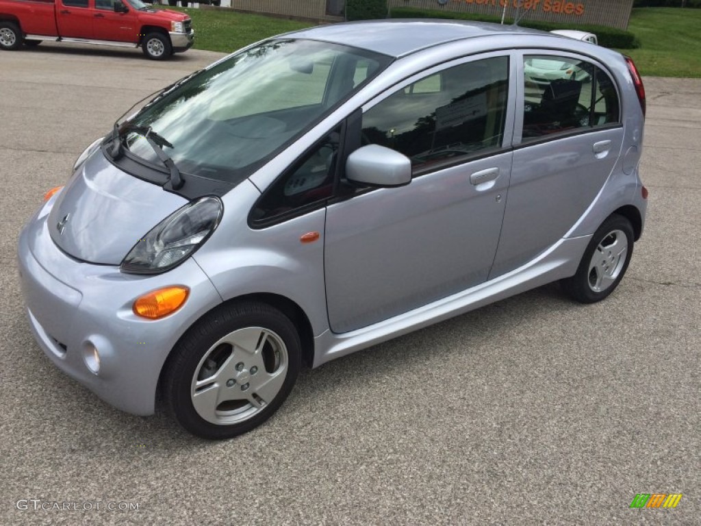 2012 i-MiEV SE - Cool Silver / Premium Brown photo #1