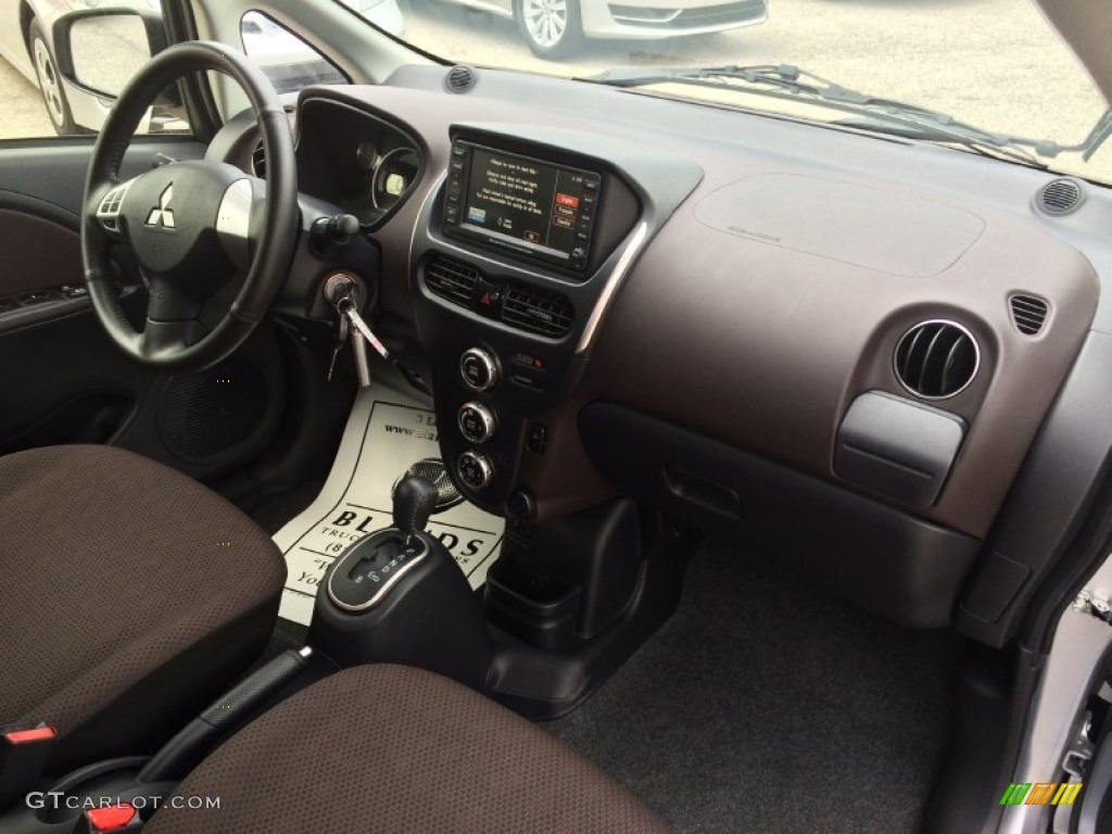 2012 Mitsubishi i-MiEV SE Dashboard Photos