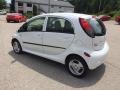 Diamond White Pearl - i-MiEV SE Photo No. 2